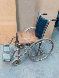 Silla de ruedas plegable con reposapiés | años 60-70