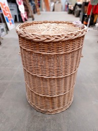 Cesto_Canasto mimbre natural para ropa con tapa abatible | ⦵ 48 x h 66 cm