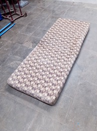 Colchoneta de espuma forrada de tela | 180 x 70 x 10 cm