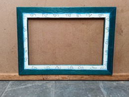Marco en madera azul con motivos geometricos | 63 x 45 x 1,5 cm