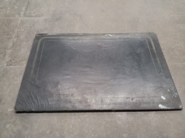 Vade escritorio negro perfil verde | 55 x 35 x 1 cm