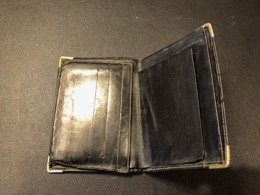 Cartera de bosillo en piel negra con billetero y tarjetero