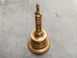 Campana de bronce con Giralda y Naves Colón | ⦵ 7,5 x h 15,5 cm