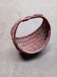 Cestita en mimbre tejido | 17 x 15 x 11 cm