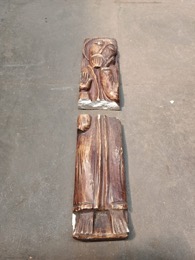 Icono Cristo Románico en yeso partido | 8 x 3 x h 38 cm