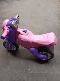 Moto correpasillos MOLTO Girl_ Color rosa | 40,5 x 55 x 50 cm