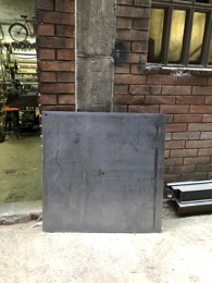Plancha cuadrada _base mastil | 100 x 100 x 1cm.