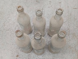 Envases 25 cl CARBÓNICAS D en relieve