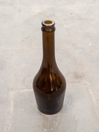 Envase_ Botella licorera vidrio ambar