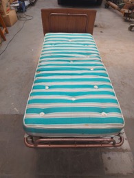 Cama plegatín con colchón | 190 x 85 x h 43 cm 
