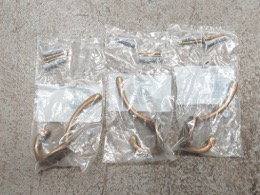 Colgador_Percha individual ZAMAK | 10,5 x 4,6 cm