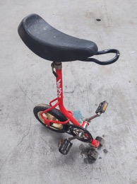 Triciclo LERUN con 2 ruedecillas de skate | 60 x 37 x h 86 cm