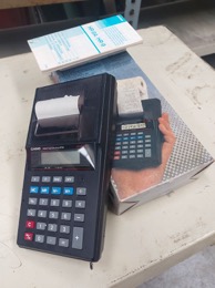 Calculadora con arrastre papel CASIO HR-8A 8K | 12 x 5 x h 26 cm
