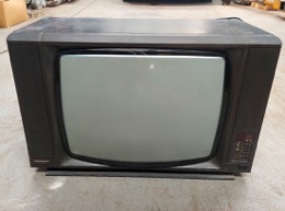 Televisor sobremesa FISHER FTM-656/S | 70 x 50 x h 47 cm
