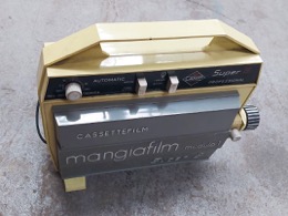 Proyector SUPER 8_ LAMIP Mangiafilm Modulo 1 | 29 x 13 x h 24 cm