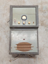 Equipo electrovoltáico | 42 x 20 x h 71 cm